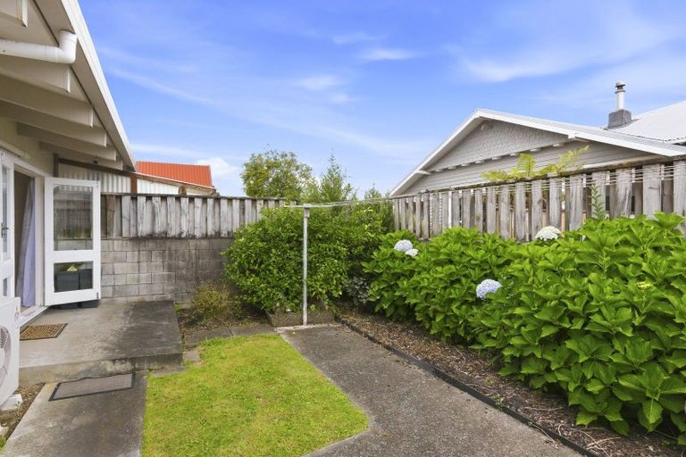 Photo of property in 556 Queen Street East, Levin, 5510