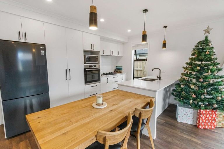 Photo of property in 2 Kaitaka Way, Papamoa, 3118