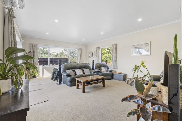 Photo of property in 1 Williams Terrace, Fitzherbert, Palmerston North, 4410
