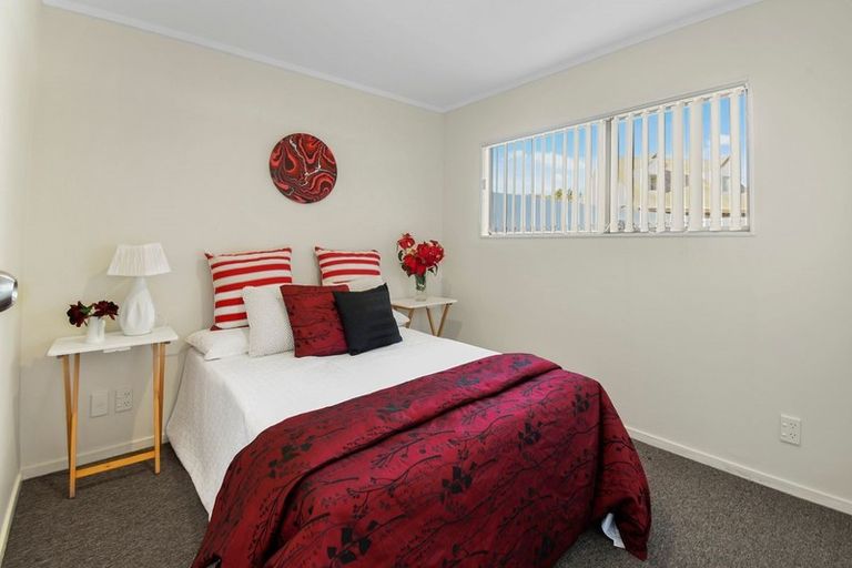 Photo of property in 81 St Annes Crescent, Wattle Downs, Auckland, 2103