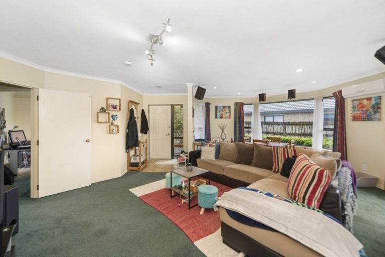 Photo of property in 19 Farnborough Drive, Nawton, Hamilton, 3200