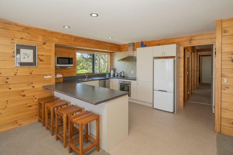 Photo of property in 595 Boat Harbour Road, Whenuakite, Whitianga, 3591