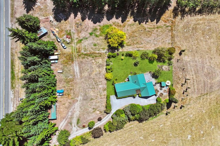 Photo of property in 137 Cardrona Valley Road, Wanaka, 9382