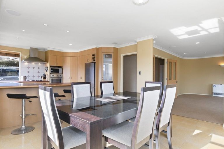 Photo of property in 14 Pembroke Drive, Bethlehem, Tauranga, 3110