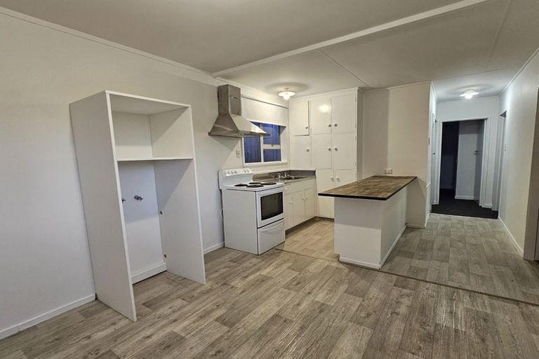 Photo of property in 37a Bedford Street, Cannons Creek, Porirua, 5024