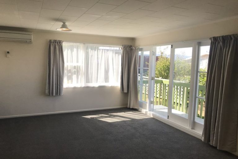Photo of property in 50b Dowse Drive, Maungaraki, Lower Hutt, 5010