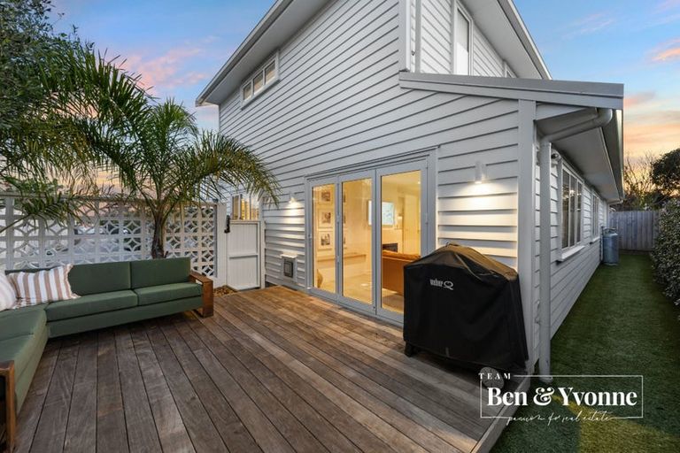 Photo of property in 50c Camp Road, Mount Wellington, Auckland, 1062
