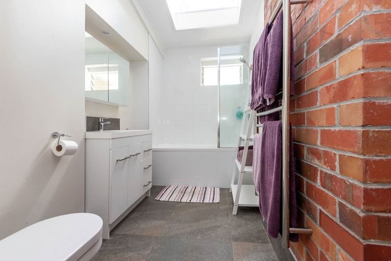 Photo of property in 41 Evelyn Road, Cockle Bay, Auckland, 2014