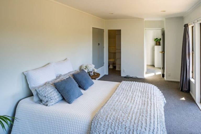 Photo of property in 29 Spinnaker Drive, Whitby, Porirua, 5024