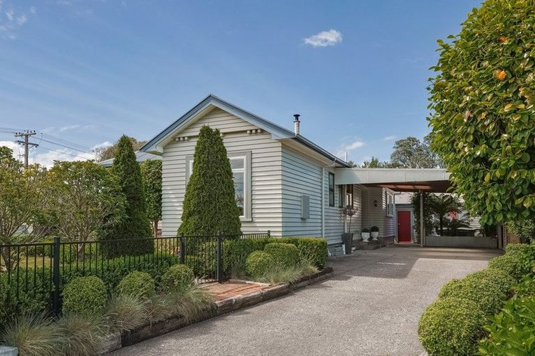 Photo of property in 22 Queen Street, Westport, 7825