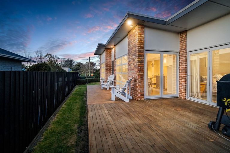 Photo of property in 1/42 Seymour Street, Hornby, Christchurch, 8042