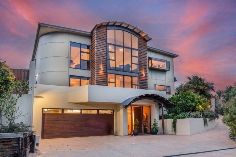 Photo of property in 3 The Palms, Raumati Beach, Paraparaumu, 5032