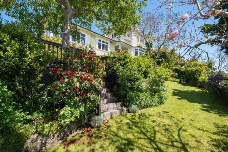 Photo of property in 35 Goldsmith Road, Hospital Hill, Napier, 4110