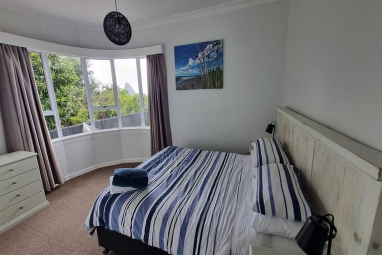 Photo of property in 9 South Road, Moturoa, New Plymouth, 4310