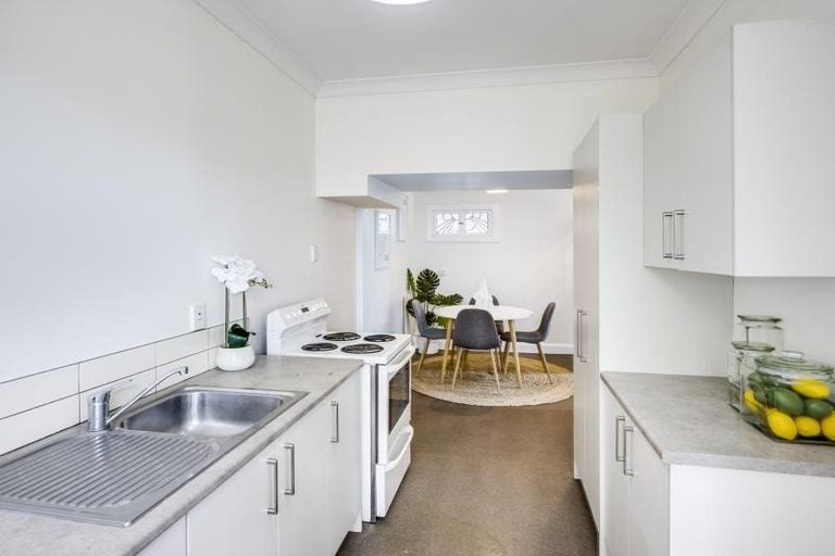 Photo of property in 207 Lascelles Street, Saint Leonards, Hastings, 4120