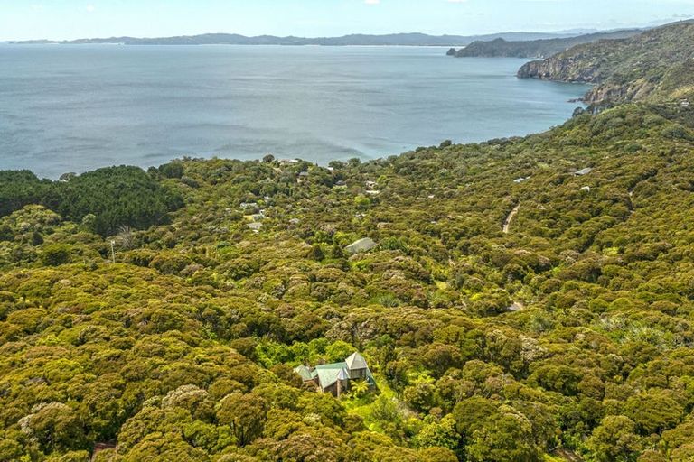 Photo of property in 489 Tuateawa Road, Tuateawa, Coromandel, 3583