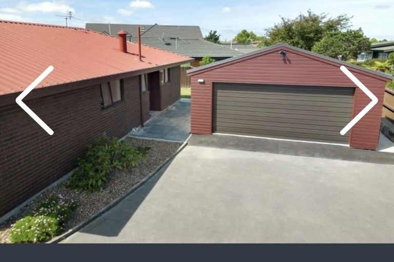 Photo of property in 8 Lowry Avenue, Redwood, Christchurch, 8051
