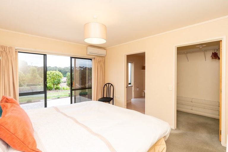 Photo of property in 61 Grosvenor Gardens, Flagstaff, Hamilton, 3210