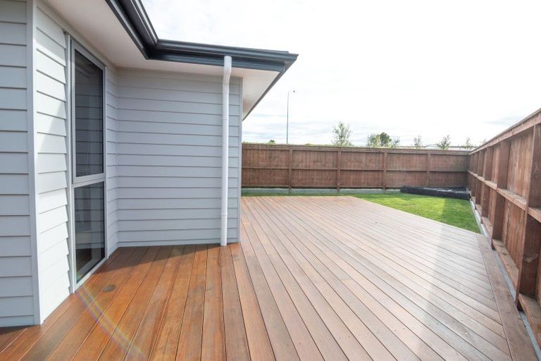 Photo of property in 2 Seddon Street, Takaro, Palmerston North, 4412
