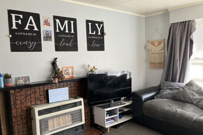 Photo of property in 99 Puriri Street, Gonville, Whanganui, 4501