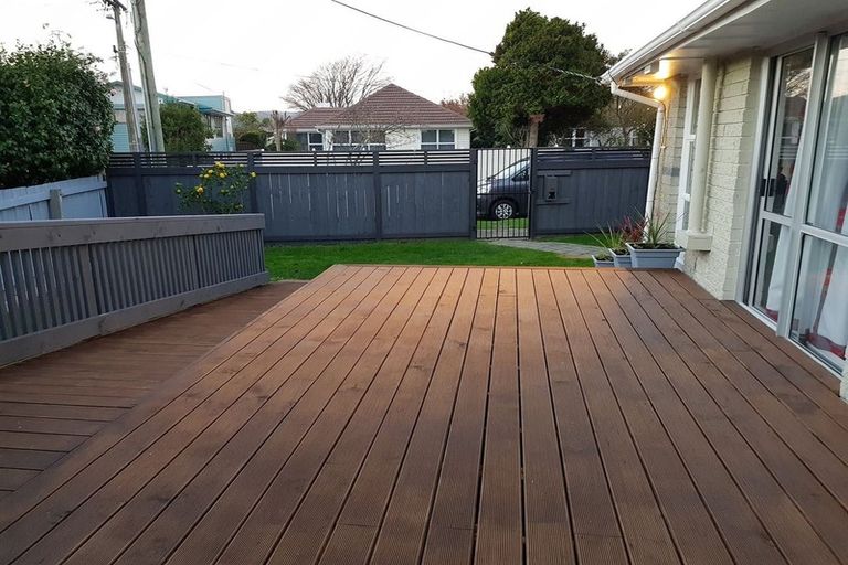 Photo of property in 20 Holyoake Crescent, Avalon, Lower Hutt, 5011