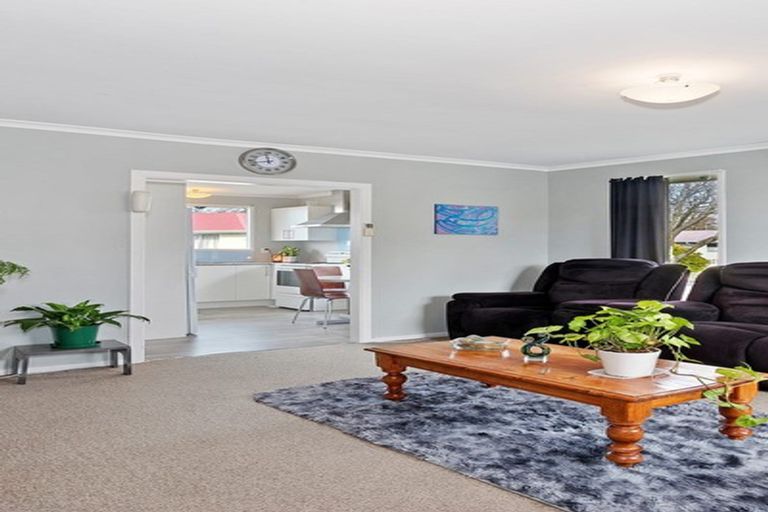 Photo of property in 1/23 Branksome Place, Parklands, Christchurch, 8083