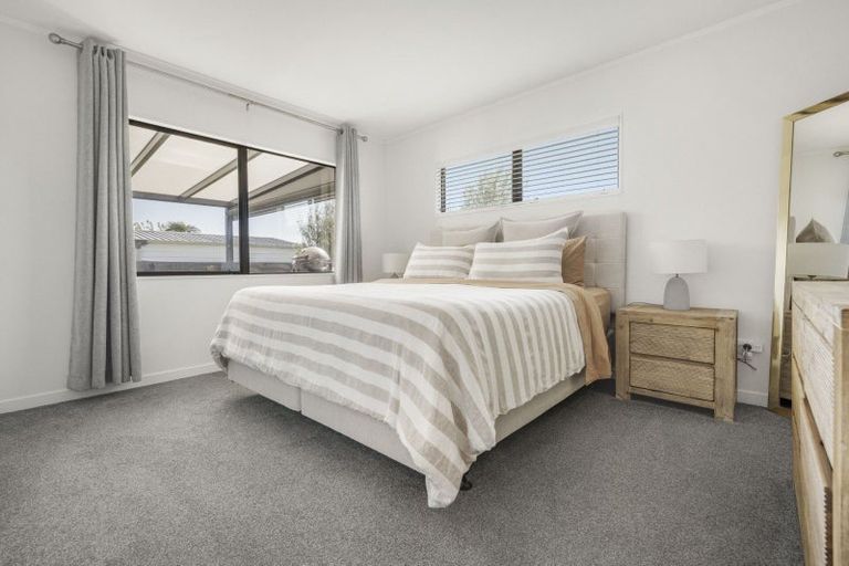 Photo of property in 61 Kane Road, Papamoa Beach, Papamoa, 3118