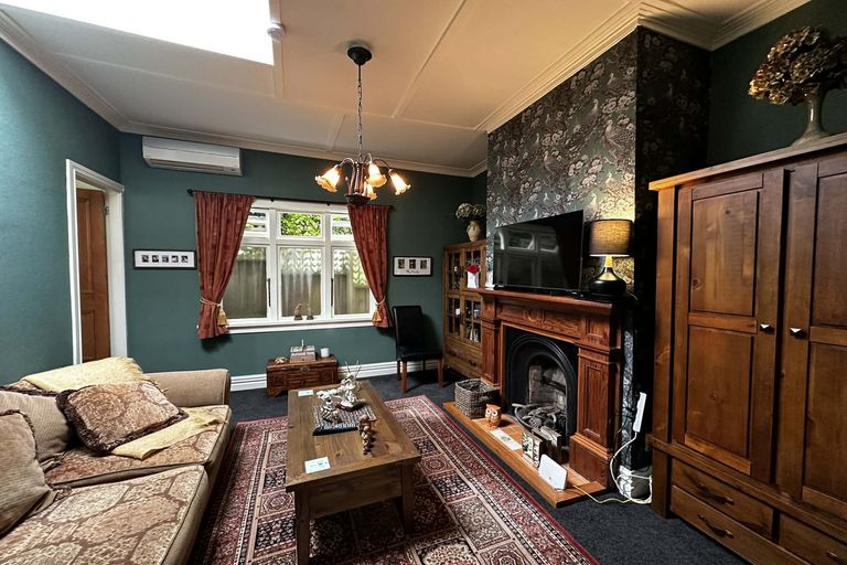 Photo of property in 24 Wales Street, Maori Hill, Dunedin, 9010