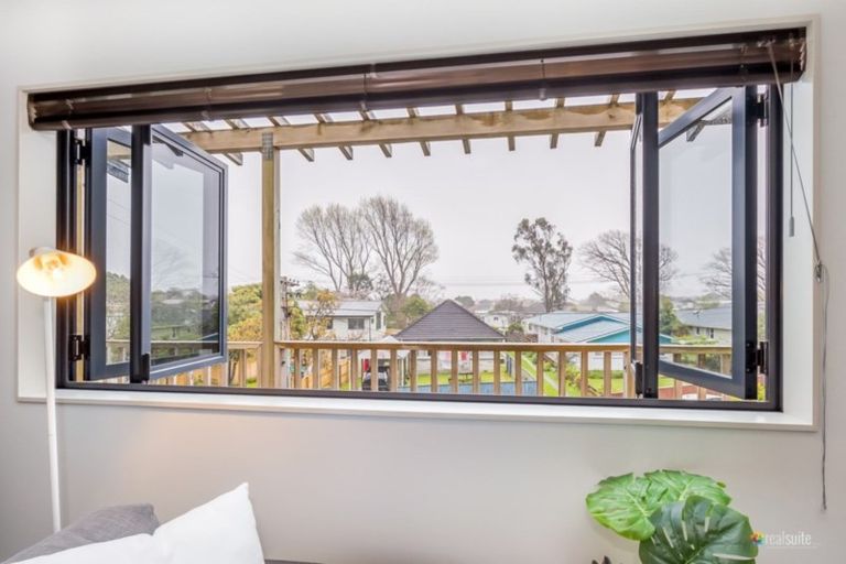 Photo of property in 1/37 Parnell Street, Fairfield, Lower Hutt, 5011