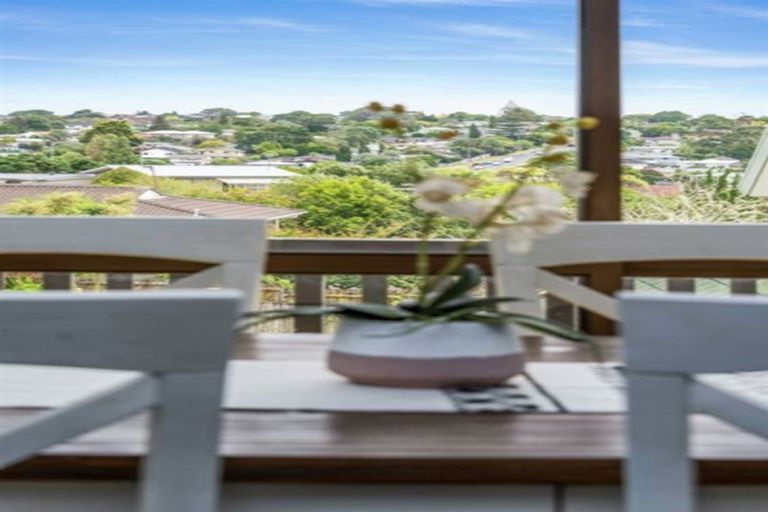 Photo of property in 1/21 Union Road, Howick, Auckland, 2014