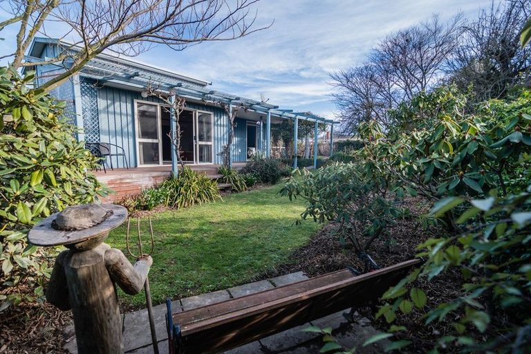 Photo of property in 16 Buchanan Street, Parkside, Timaru, 7910
