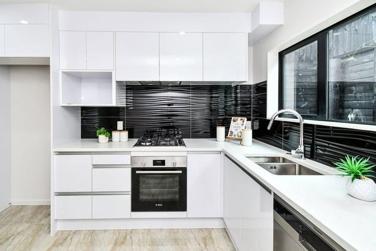 Photo of property in 1b Dreadon Road, Manurewa, Auckland, 2102