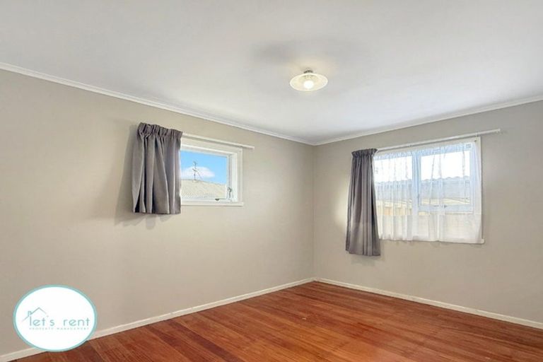 Photo of property in 27 Hyde Street, Manurewa East, Auckland, 2102