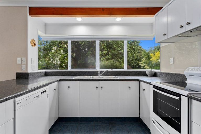 Photo of property in 18 Station Road, Poroporo, Whakatane, 3192