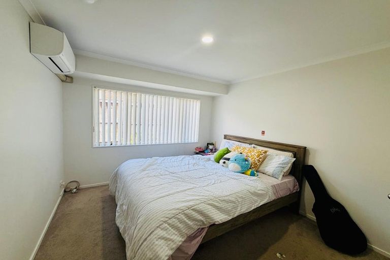Photo of property in 4 Willowbank Close, East Tamaki Heights, Auckland, 2016