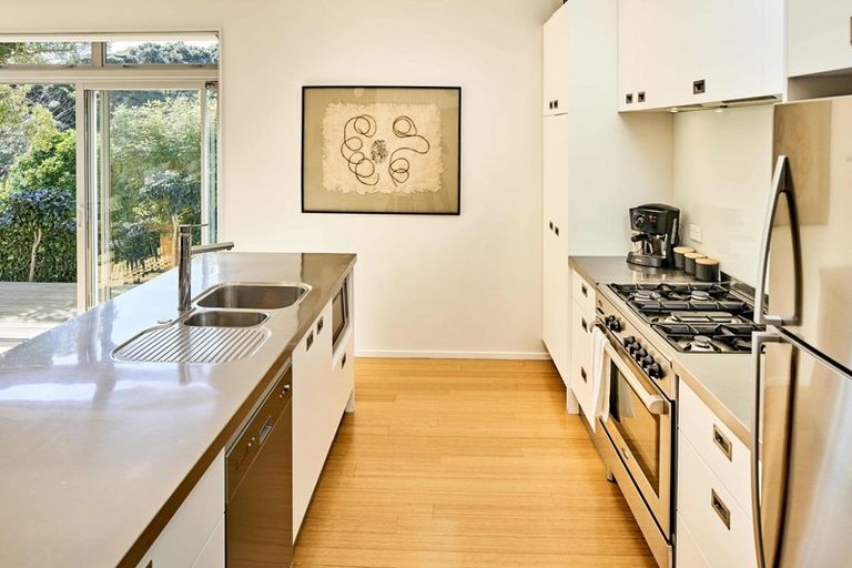 Photo of property in 12 Muri Road, Pukerua Bay, 5026