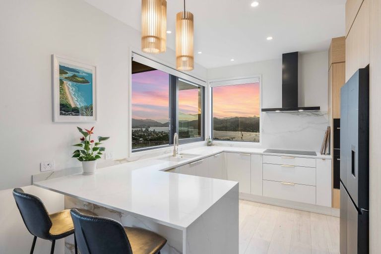 Photo of property in 196 Paku Drive, Tairua, 3508
