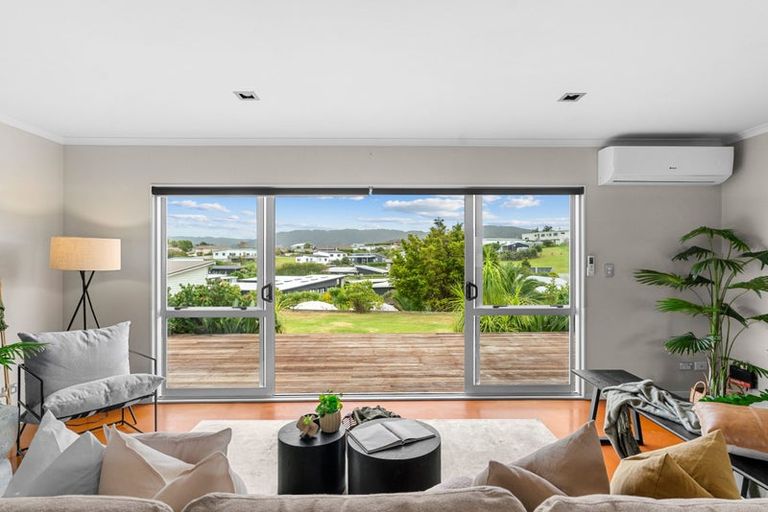 Photo of property in 48b Driftwood Place, Mangawhai Heads, Mangawhai, 0505