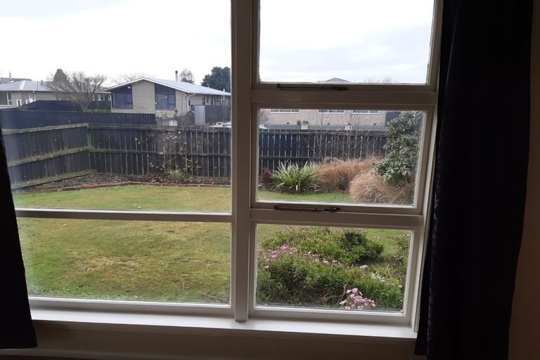 Photo of property in 46 Oriana Crescent, Hornby, Christchurch, 8042