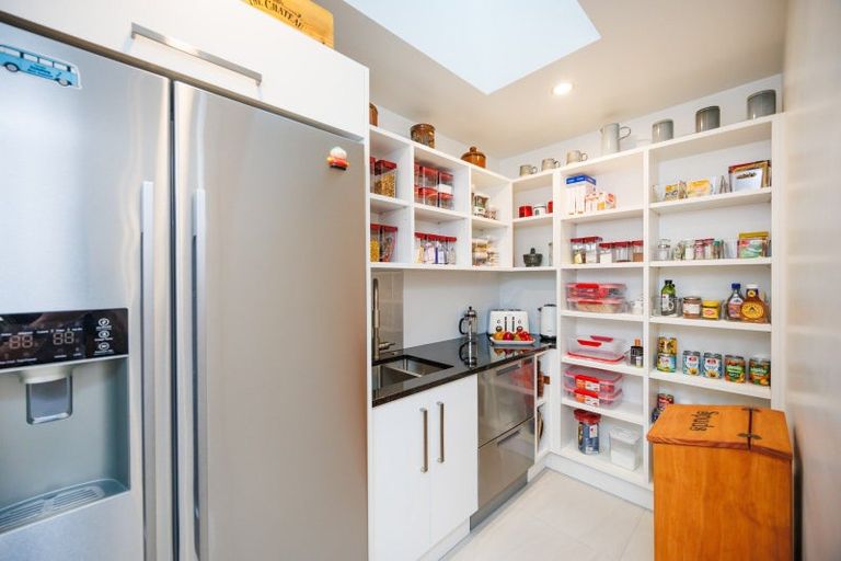 Photo of property in 1 Kanzan Grove, Feilding, 4702