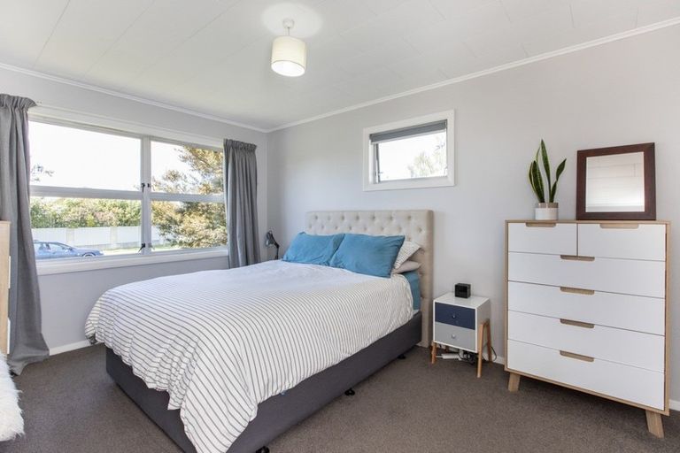 Photo of property in 6 Wynyard Crescent, Tamatea, Napier, 4112