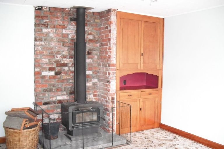 Photo of property in 160 Wainoni Road, Avondale, Christchurch, 8061