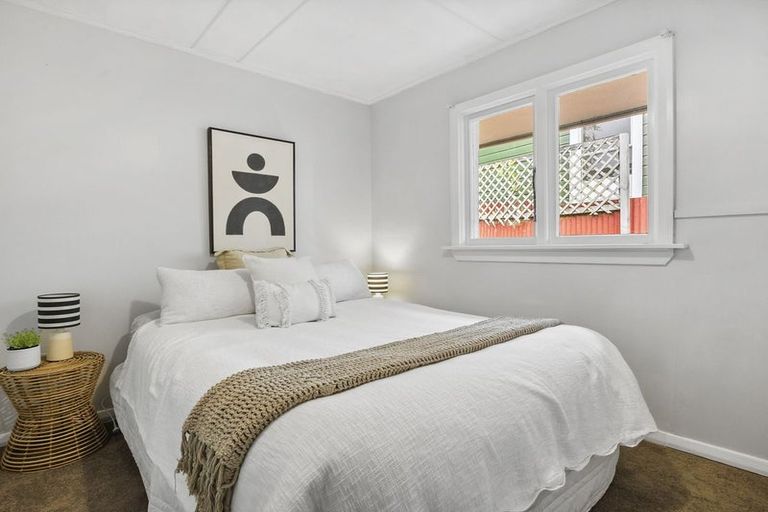 Photo of property in 369 South Road, Caversham, Dunedin, 9012