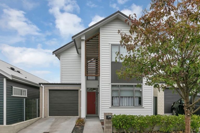 Photo of property in 5 Touhou Road, Hobsonville, Auckland, 0618