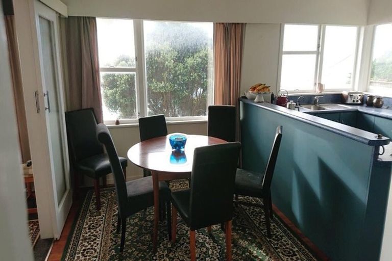 Photo of property in 14 The Parade, Paekakariki, 5034