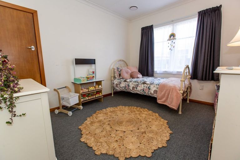 Photo of property in 38 Liverpool Street, Takaro, Palmerston North, 4412