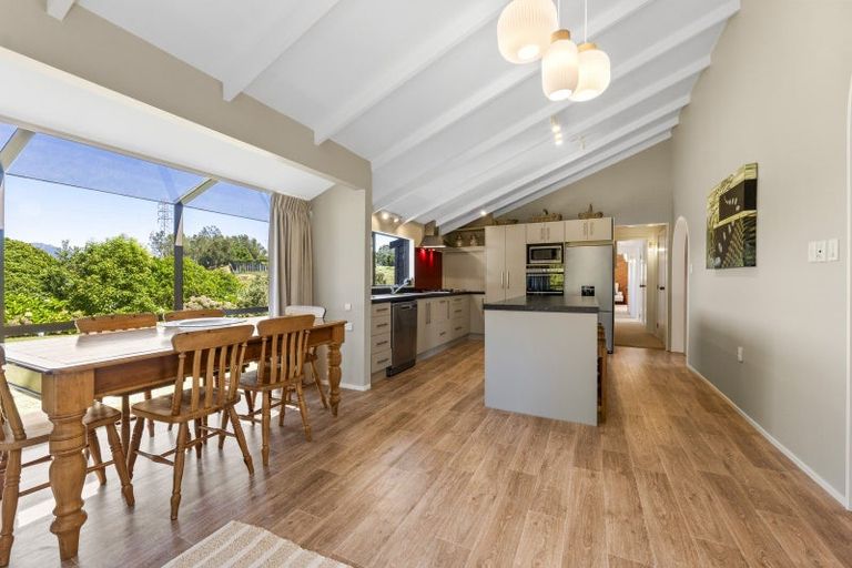 Photo of property in 12 Ridgewood Drive, Ridgewood, New Plymouth, 4371