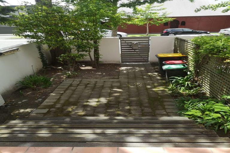 Photo of property in 1/28 Armagh Street, Christchurch Central, Christchurch, 8013