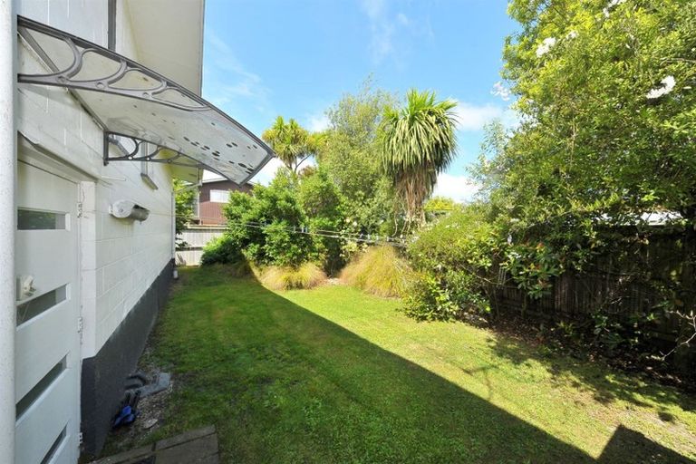 Photo of property in 2/24 Chilton Drive, Mairehau, Christchurch, 8052