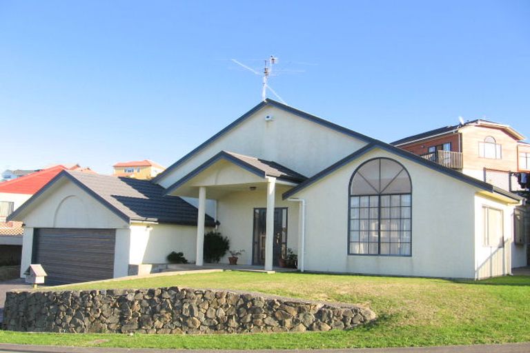 Photo of property in 4 Tolhurst Street, Johnsonville, Wellington, 6037